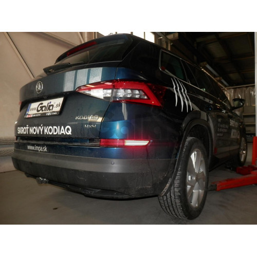 S120A GALIA Полностью оцинкованный фаркоп на Skoda Kodiaq 2WD, 4WD 2017-2023, 2023-. Тип шара: A. Невидимый вырез бампера. Нагрузки: 2600/140 кг, масса фаркопа 15,72 кг