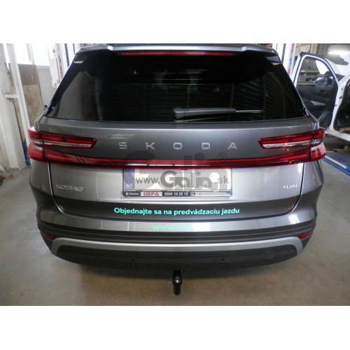 S120A GALIA Полностью оцинкованный фаркоп на Skoda Kodiaq 2WD, 4WD 2017-2023, 2023-. Тип шара: A. Невидимый вырез бампера. Нагрузки: 2600/140 кг, масса фаркопа 15,72 кг