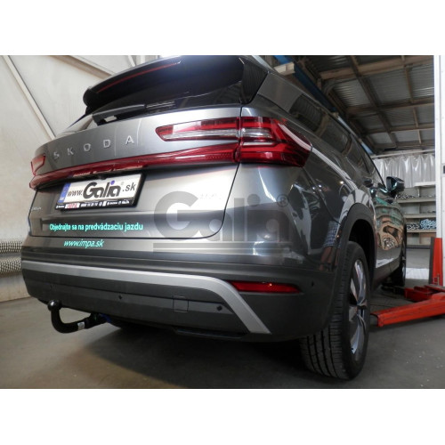 S120A GALIA Полностью оцинкованный фаркоп на Skoda Kodiaq 2WD, 4WD 2017-2023, 2023-. Тип шара: A. Невидимый вырез бампера. Нагрузки: 2600/140 кг, масса фаркопа 15,72 кг