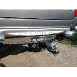 TCU00013N ТСС Фаркоп на Mitsubishi Pajero Sport 2016-2021 с накладкой с надписью Pajero Sport без подрезки бампера. Тип шара: E (шаровый узел под американский квадрат 