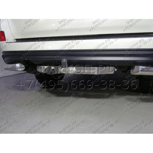 TCU00063 ТСС Фаркоп на Toyota Land Cruiser 200 2007-2021 с накладкой с надписью Land Cruiser без подрезки бампера. Тип шара: F. Нагрузки: 1500/100 кг