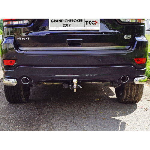 TCU00120N ТСС Фаркоп на Jeep Grand Cherokee 2017-2021 без подрезки бампера. Тип шара: E (шаровый узел под американский квадрат с нержавеющим шаром). Нагрузки: 3000/150 кг
