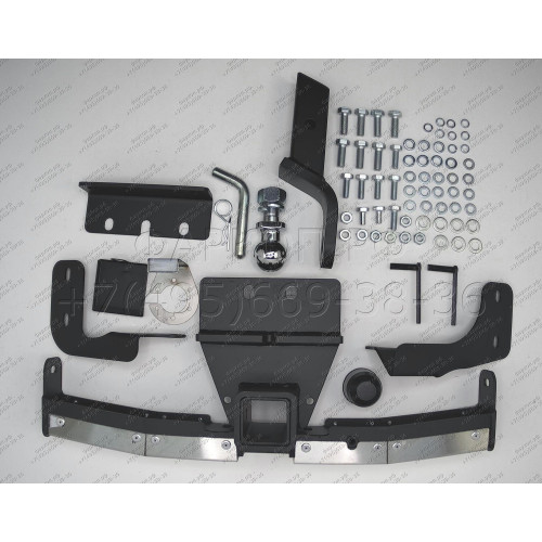 TLT-21-991124.00 PT GROUP Фаркоп с нержавеющей накладкой на Toyota Land Cruiser 300 2021-, Lexus LX600 2022- без подрезки бампера. Тип шара: E (легкосъемный шар под квадрат). Нагрузки: 3500/140 кг, масса фаркопа 14,2 кг (без электрики в комплекте)