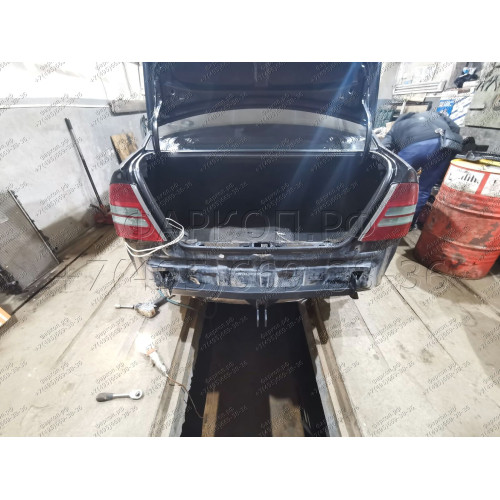 H.T44.A HALTY Фаркоп на Toyota Corolla E120 седан 2000-2006. Требуется подрезка бампера. Тип шара: A. Нагрузки: 1000/60 кг, масса фаркопа 14,7 кг