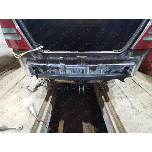 H.T44.A HALTY Фаркоп на Toyota Corolla E120 седан 2000-2006. Требуется подрезка бампера. Тип шара: A. Нагрузки: 1000/60 кг, масса фаркопа 14,7 кг