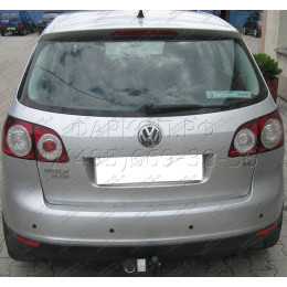 V-058 STEINHOF Фаркоп на Volkswagen Golf V хетчбек 3/5 дверей 11/2003-2008, Golf VI хетчбек 3/5 дверей 10/2008-2012. Требуется подрезка бампера. Тип шара: A. Нагрузки: 1800/75 кг, 