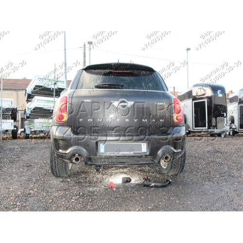 323097600001 WESTFALIA Фаркоп на MINI Countryman 4x4 2010-2017. Вертикальное быстросъемное крепление шара (снятие защищено ключом). Невидимый вырез в бампере. Нагрузки 1200/75 кг, масса фаркопа 21 кг