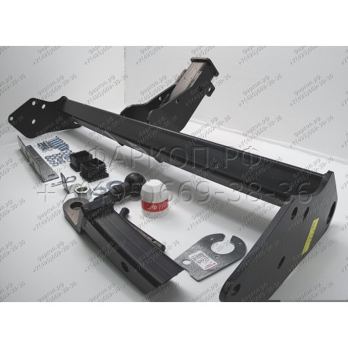7121 Трейлер Фаркоп для Mitsubishi Pajero III 2000-2007, Mitsubishi Pajero IV 2007-2020. Требуется подрезка бампера. Тип шара: E (легкосъемный шар под квадрат). Нагрузки: 1800/75 кг, масса фаркопа 19,2 кг (без электрики в комплекте)