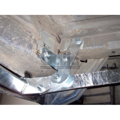 C007A GALIA Полностью оцинкованный фаркоп на Citroen Evasion 1994-2001, Jumpy 1994-2006, FIAT Scudo 1996-2006, Ulysse 1996-2002, Peugeot 806 1996-2002, Expert 1996-2002. Тип шара: A. Невидимый вырез бампера. Нагрузки: 1500/80 кг, масса фаркопа 14,22 кг