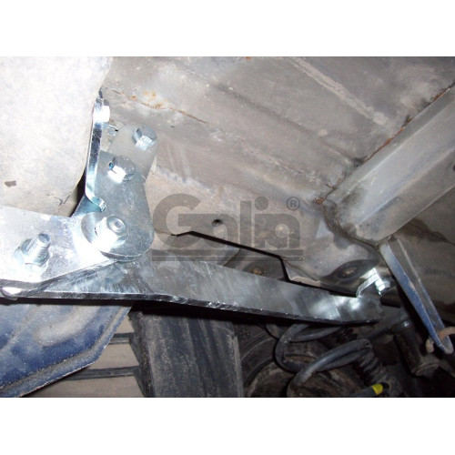 C007A GALIA Полностью оцинкованный фаркоп на Citroen Evasion 1994-2001, Jumpy 1994-2006, FIAT Scudo 1996-2006, Ulysse 1996-2002, Peugeot 806 1996-2002, Expert 1996-2002. Тип шара: A. Невидимый вырез бампера. Нагрузки: 1500/80 кг, масса фаркопа 14,22 кг