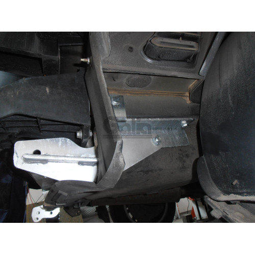 C039C GALIA Полностью оцинкованный фаркоп на Citroen C5 II лифтбек 2004-2008. Особенности: для модели с номерным знаком на заднем бампере. Подрозетник убирается за бампер. Тип шара: C (горизонтальный съемный). Невидимый вырез бампера. Нагрузки: 1600/75 кг