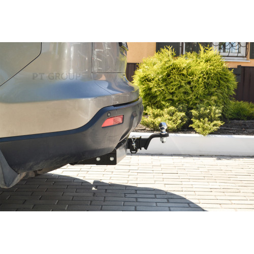 CRV-07-991124.00 PT GROUP Фаркоп с нержавеющей накладкой на Honda CR-V 2007-2012 без подрезки бампера. Тип шара: E (легкосъемный шар под квадрат). Нагрузки: 2000/100 кг, масса фаркопа 20,8 кг (без электрики в комплекте)