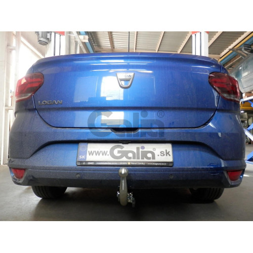 D058C GALIA Полностью оцинкованный фаркоп на Dacia Logan седан 2021-, Renault Logan 2021-, Dacia Sandero 2020-, Dacia Sandero Stepway 2020-. Подрозетник убирается за бампер. Тип шара: C (горизонтальный съемный). Невидимый вырез бампера. Нагрузки: 1200/75 