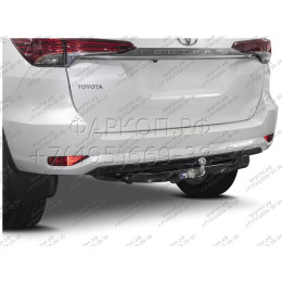 F.5715.001 BERG Фаркоп на Toyota Fortuner (кроме TRD) 2017- без снятия и подрезки бампера. Тип шара: F. Нагрузки: 1500/75 кг, масса фаркопа 21 кг (без электрики в компл