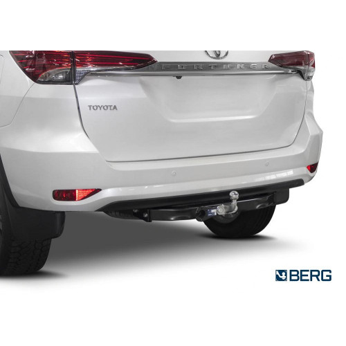 F.5715.001 BERG Фаркоп на Toyota Fortuner (кроме TRD) 2017- без снятия и подрезки бампера. Тип шара: F. Нагрузки: 1500/75 кг, масса фаркопа 21 кг (без электрики в комплекте)