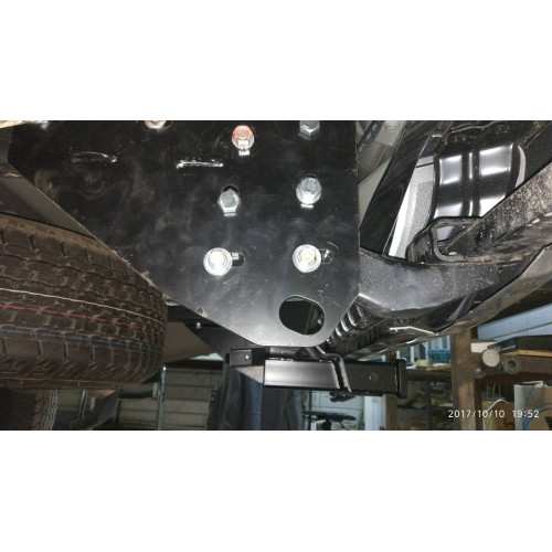 FA 1008-E Бизон Фаркоп на Mitsubishi L200 2015-2023, FIAT Fullback 2016-2019 без подрезки бампера. Тип шара: E (легкосъемный шар под квадрат). Нагрузки: 3300/120 кг. Не комплектуется электрикой