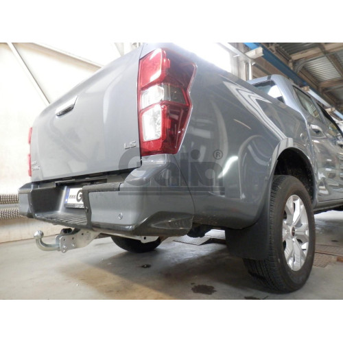 I022C GALIA Полностью оцинкованный фаркоп на Isuzu D-Max 2020-. Тип шара: C (горизонтальный съемный). Установка без снятия и выреза бампера. Нагрузки: 3500/250 кг, масса фаркопа 25,27 кг