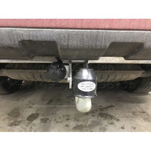 R050A GALIA Полностью оцинкованный фаркоп на Land Rover Range Rover III 2002-2013. Тип шара: A. Без выреза бампера. Нагрузки: 3500/150 кг, масса фаркопа 25,5 кг