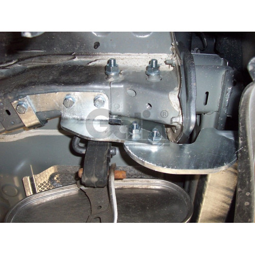 M122C GALIA Полностью оцинкованный фаркоп на Mitsubishi Eclipse Cross 2018-, Mitsubishi ASX 2010-2022 (без подрезки бампера), Citroen C4 Aircross 2012-2016, Peugeot 4008 2012-2016 (с невидимой подрезкой бампера). Тип шара: C (горизонтальный съемный). Нагр