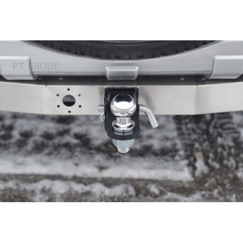 MPJ-99-991124.00 PT GROUP Фаркоп с нержавеющей накладкой на Mitsubishi Pajero III 2000-2008, IV 2008-2020 без подрезки бампера. Тип шара: E (легкосъемный шар под квадрат). Нагрузки: 3500/135 кг, масса фаркопа 25,5 кг (без электрики в комплекте)