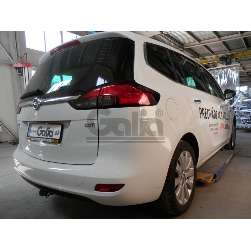 O062A GALIA Полностью оцинкованный фаркоп на Opel Zafira Tourer C 2012-2019. Подрозетник убирается за бампер. Тип шара: A. Невидимый вырез бампера. Нагрузки: 1700/75 кг, масса фаркопа 18,22 кг
