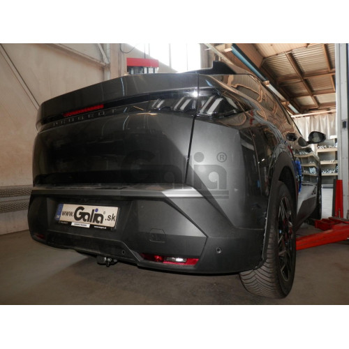 P050V GALIA Полностью оцинкованный фаркоп на Citroen C5 Aircross 2025-, Peugeot 3008 2024-, Peugeot 5008 2024-, Opel Grandland 2024-. Тип шара: AV (вертикальное быстросъемное крепление шара на ключе). Невидимый вырез бампера. Нагрузки: 2000/100 кг, масса 