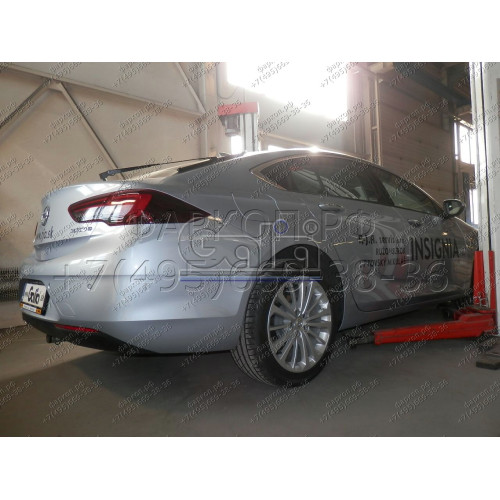 O071A GALIA Полностью оцинкованный фаркоп на Opel Insignia седан, кроме GSI 2017-2022. Подрозетник убирается за бампер. Тип шара: A. Невидимый вырез бампера. Нагрузки: 2200/90 кг, масса фаркопа 19,42 кг