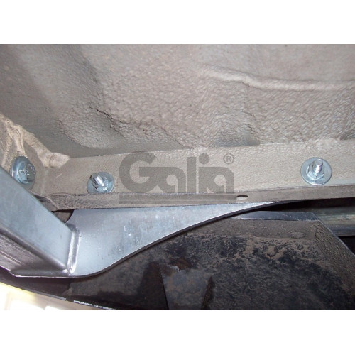 R083C GALIA Полностью оцинкованный фаркоп на Renault Symbol седан 2000-2008, 2008-2012. Тип шара: C (горизонтальный съемный). Установка без снятия и выреза бампера. Нагрузки: 1150/75 кг, масса фаркопа 14,1 кг