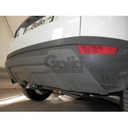 R093C GALIA Полностью оцинкованный фаркоп на Land Rover Range Rover Evoque 2011-2019. Тип шара: C (горизонтальный съемный). Невидимый вырез бампера. Нагрузки: 2000/125 