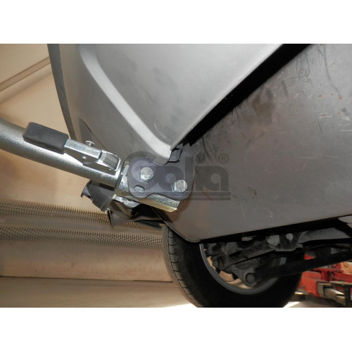 R093C GALIA Полностью оцинкованный фаркоп на Land Rover Range Rover Evoque 2011-2019. Тип шара: C (горизонтальный съемный). Невидимый вырез бампера. Нагрузки: 2000/125 кг, масса фаркопа 16,07 кг