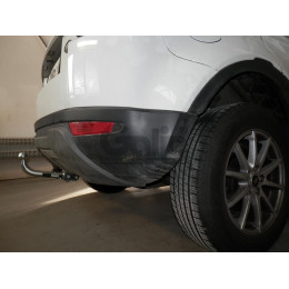R093C GALIA Полностью оцинкованный фаркоп на Land Rover Range Rover Evoque 2011-2019. Тип шара: C (горизонтальный съемный). Невидимый вырез бампера. Нагрузки: 2000/125 