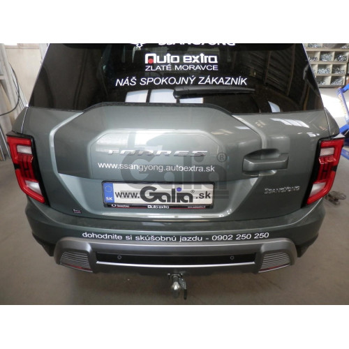 S145V GALIA Полностью оцинкованный фаркоп на KGM Torres 2023-, SsangYong Torres 2022-2023. Подрозетник убирается за бампер. Тип шара: AV (вертикальное быстросъемное крепление шара на ключе). Невидимый вырез бампера. Нагрузки: 1600/100 кг, масса фаркопа 18