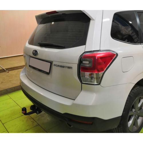 SU 07 AVTOS Фаркоп на Subaru Forester 2013-2018. Необходима подрезка бампера. Тип шара: A. Нагрузки: 2000/100 кг, масса фаркопа 17 кг (без электрики в комплекте)