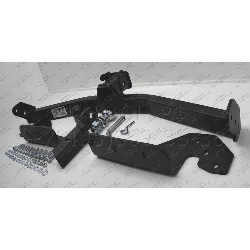 TRV-13-991122.00 PT GROUP Фаркоп на Toyota RAV4 2013-2019. Требуется подрезка бампера. Тип шара: E (легкосъемный шар под квадрат). Нагрузки: 2000/60 кг, масса фаркопа 21 кг (без электрики в комплекте, не комплектуется заглушкой)