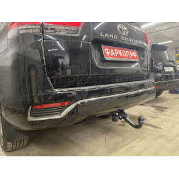 3004-A ORIS Фаркоп на Toyota Land Cruiser 300 2021-, Lexus LX 2022- без подрезки бампера. Тип шара: A. Нагрузки: 2250/100 кг, масса фаркопа 10,6 кг (без электрики в комплекте)