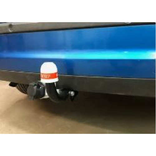 6011 Трейлер Фаркоп для Ford Focus 2 хетчбек 2004-2011, Ford Focus C-MAX 2003-2010. Требуется подрезка бампера. Тип шара: A. Нагрузки: 1000/50 кг, масса фаркопа 14,5 кг (без электрики в комплекте)