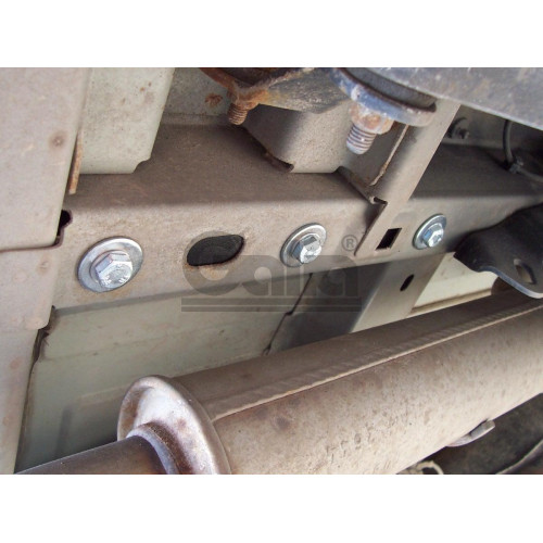 C023C GALIA Полностью оцинкованный фаркоп на Chrysler Grand Voyager IV 2001-2007, Dodge Caravan IV 2001-2007 2WD, 4WD - только 5-местную модель (не подходит на Stow n Go). Подрозетник убирается за бампер. Тип шара: C (горизонтальный съемный). Невидимый вы