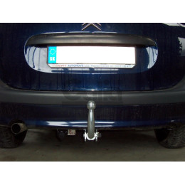 C047C GALIA Полностью оцинкованный фаркоп на Citroen Xsara Picasso 2000-2010. Особенности: с 2006- необходим блок согласования. Тип шара: C (горизонтальный съемны