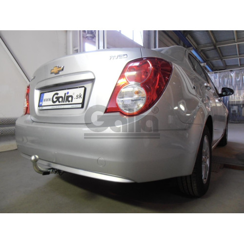 C063A GALIA Полностью оцинкованный фаркоп на Chevrolet Aveo седан 2012-2015. Подрозетник убирается за бампер. Тип шара: A. Без выреза бампера. Нагрузки: 1100/50 кг, масса фаркопа 13,42 кг