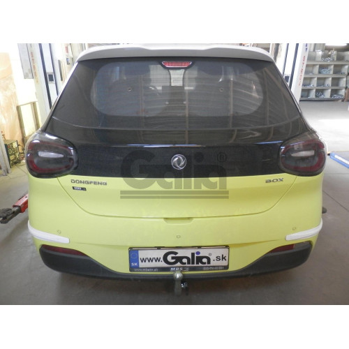 D059V GALIA Полностью оцинкованный фаркоп на Dongfeng Box 2024-. Тип шара: AV (вертикальное быстросъемное крепление шара на ключе). Невидимый вырез бампера. Нагрузки: 1000/50 кг, масса фаркопа 14,22 кг