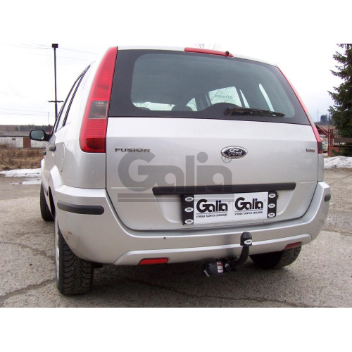 F082C GALIA Полностью оцинкованный фаркоп на Ford Fusion 2002-2012, в т.ч. модели с парктрониками. Тип шара: C (горизонтальный съемный). Без выреза бампера. Нагрузки: 1100/50 кг, масса фаркопа 14,47 кг