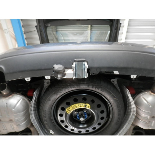 F133A GALIA Полностью оцинкованный фаркоп на Ford Galaxy 2015-2022, Ford S-MAX 2015-2023. Тип шара: A. Невидимый вырез бампера. Нагрузки: 2000/90 кг, масса фаркопа 15,82 кг
