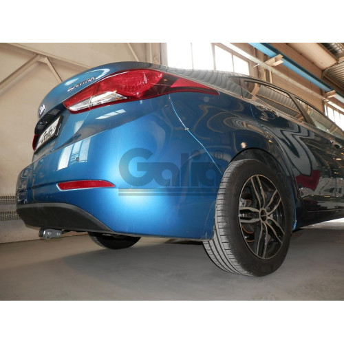 H099C GALIA Полностью оцинкованный фаркоп на Hyundai Elantra 2011-2016. Подрозетник убирается за бампер. Требуется невидимая подрезка бампера. Тип шара: C (горизонтальный съемный). Нагрузки: 1500/80 кг, масса фаркопа 15,77 кг