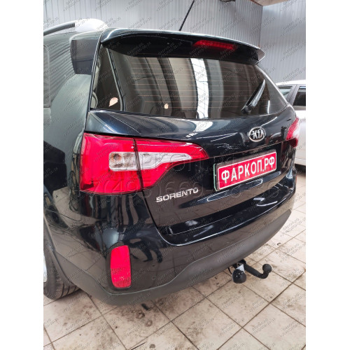 KI 24 AVTOS Фаркоп на Hyundai Santa Fe 2012-2018, Kia Sorento 2012-2015. Необходима подрезка бампера. Тип шара: A. Нагрузки: 2000/100 кг, масса фаркопа 18 кг (без электрики в комплекте)