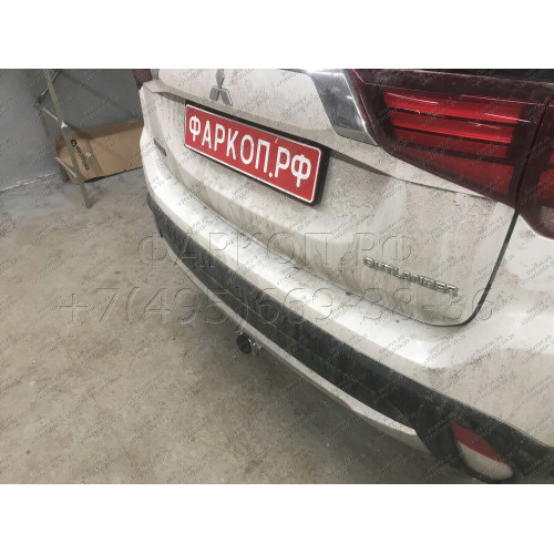 M126C GALIA Полностью оцинкованный фаркоп на Mitsubishi Outlander 2012-2019, 2019-2022. Подрозетник убирается за бампер. Тип шара: C (горизонтальный съемный). Подрезка бампера. Нагрузки: 2000/100 кг, масса фаркопа 22,77 кг