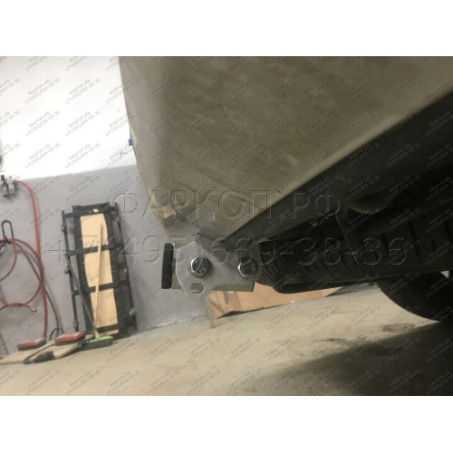M126C GALIA Полностью оцинкованный фаркоп на Mitsubishi Outlander 2012-2019, 2019-2022. Подрозетник убирается за бампер. Тип шара: C (горизонтальный съемный). Подрезка бампера. Нагрузки: 2000/100 кг, масса фаркопа 22,77 кг
