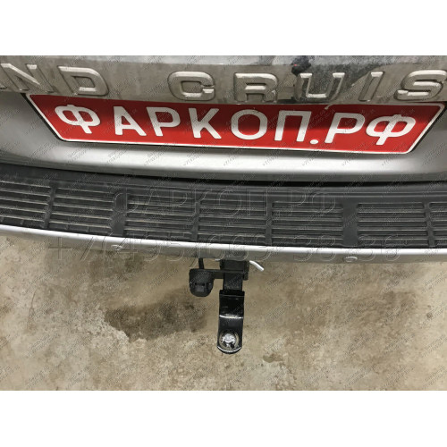 TLC-16-991122.00 PT GROUP Фаркоп на Toyota Land Cruiser 200 Executive/Excalibur 2016-2018 без подрезки бампера. Тип шара: E (легкосъемный шар под квадрат). Нагрузки: 3500/140 кг, масса фаркопа 12,1 кг (без электрики в комплекте, не комплектуется заглушкой