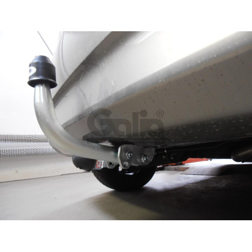 K029A GALIA Полностью оцинкованный фаркоп на Hyundai i30 хетчбек FD 2007-2010, Kia Ceed хетчбек 2006-2012, в т.ч. Kia Pro-Ceed. Тип шара: A. Невидимый вырез бампера. Нагрузки: 1500/75 кг, масса фаркопа 15,52 кг