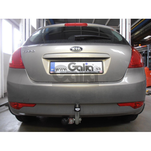 K029A GALIA Полностью оцинкованный фаркоп на Hyundai i30 хетчбек FD 2007-2010, Kia Ceed хетчбек 2006-2012, в т.ч. Kia Pro-Ceed. Тип шара: A. Невидимый вырез бампера. Нагрузки: 1500/75 кг, масса фаркопа 15,52 кг