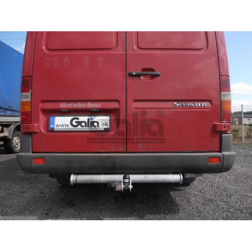 M034C GALIA Полностью оцинкованный фаркоп на Mercedes Sprinter Classic 2013-2020, Mercedes Sprinter 1995-2006, Volkswagen LT 1995-2006. Особенности: Колесная база 3550 (средняя база) и 4025 (длинная база), без ступеньки. Тип шара: C (горизонтальный съемны